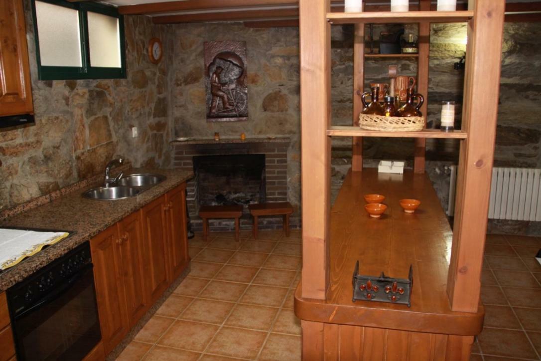 Casa Do Americano Guest House Castrelo del Valle Екстериор снимка